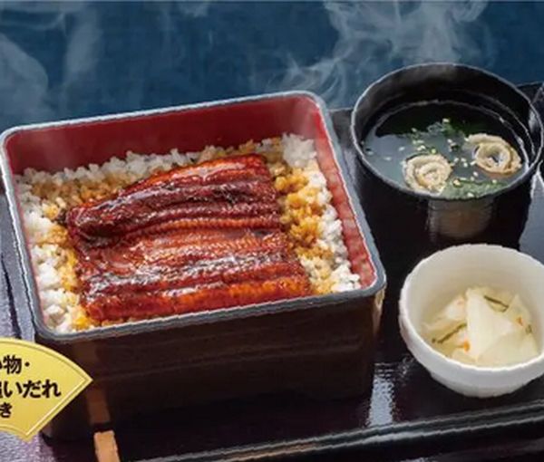 うな重（吸い物・漬物・追いだれ付き）