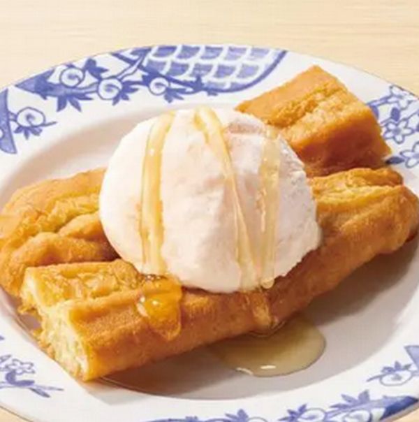 はちみつ揚げパンバニラアイス添え