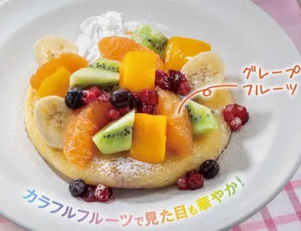フルーツパンケーキ